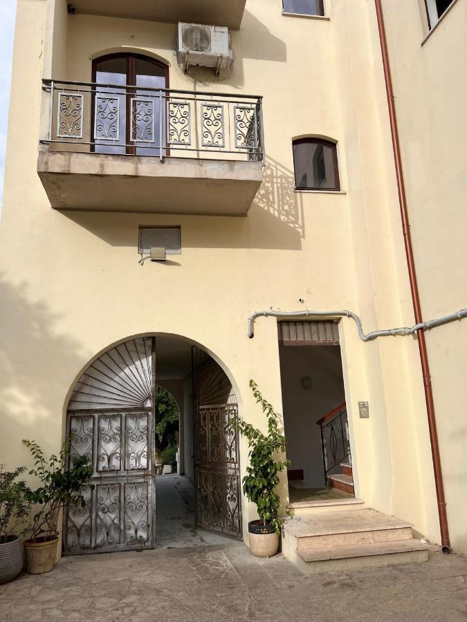 Maison Umberto I A Villasimius Centro Buitenkant foto